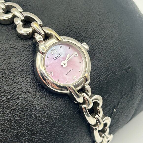 Relic Silver Tone Pink Mother Pearl Stainless Steel Women’s Watch - Picture 3 of 8